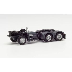 Kit 2x sasiu MAN TGS/TGX 6x4 cu suport pentru macara , 3axe