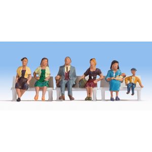 Set figurine H0, oameni care stau jos 