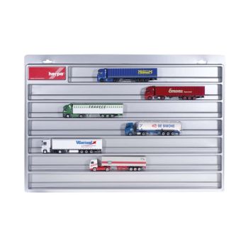 Vitrina de prezentare machete camioane la scara HO, dimensiuni 64.5cm x 45cm x 3.5cm, argintie