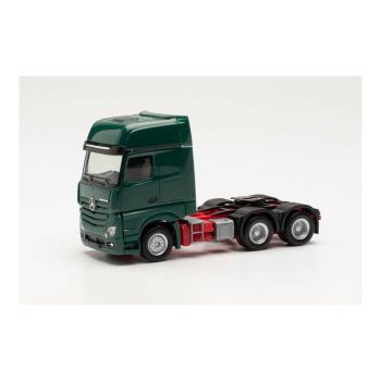 Macheta camion Mercedes - Benz Gigaspace 6x4 verde inchis